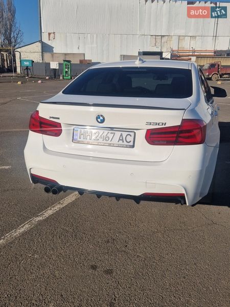 Седан BMW 3 Series 2017 в Одессе