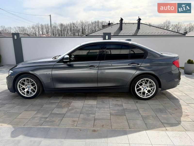 Седан BMW 3 Series 2012 в Виннице