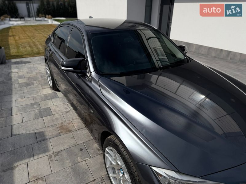 Седан BMW 3 Series 2012 в Виннице