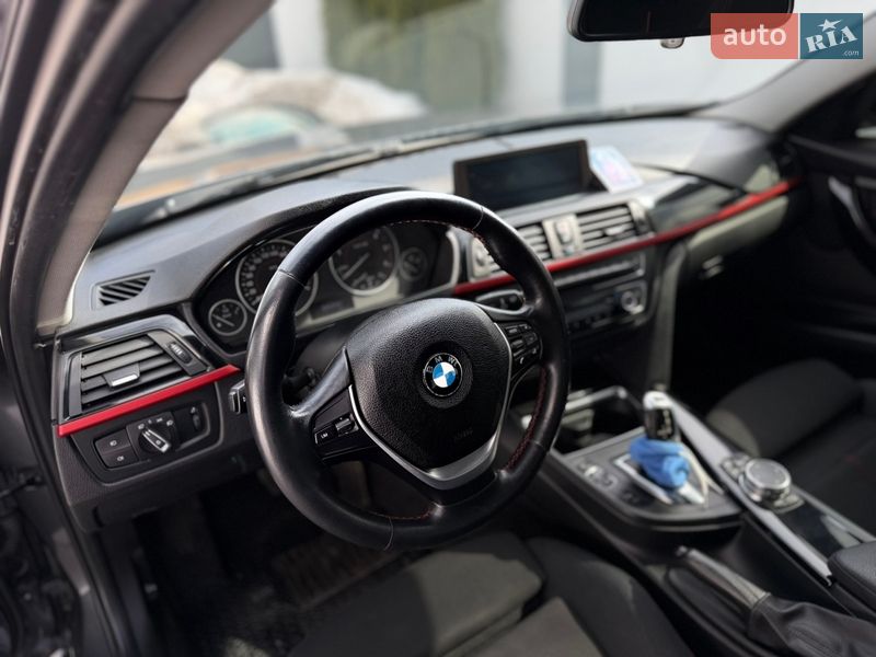 Седан BMW 3 Series 2012 в Виннице