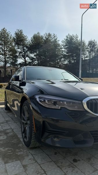Седан BMW 3 Series 2019 в Львове