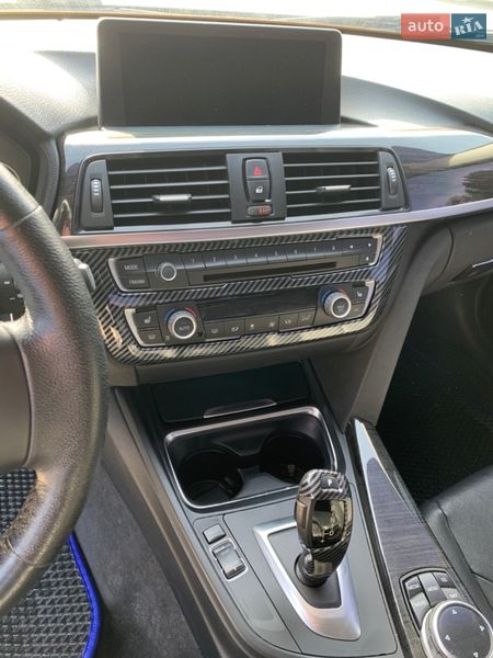 Седан BMW 3 Series 2013 в Нетешине