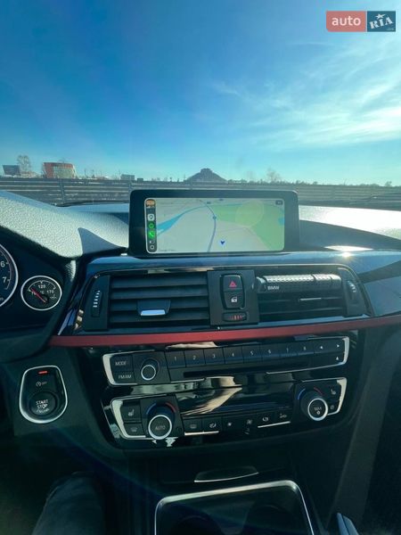 Седан BMW 3 Series 2012 в Мукачево