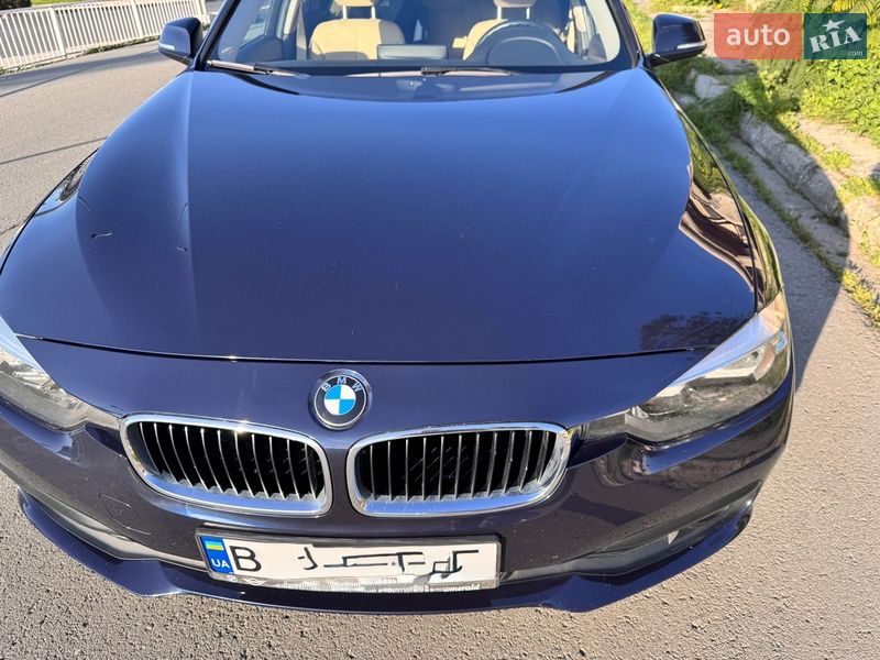 Седан BMW 3 Series 2017 в Одессе