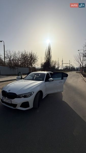 Седан BMW 3 Series 2019 в Запорожье