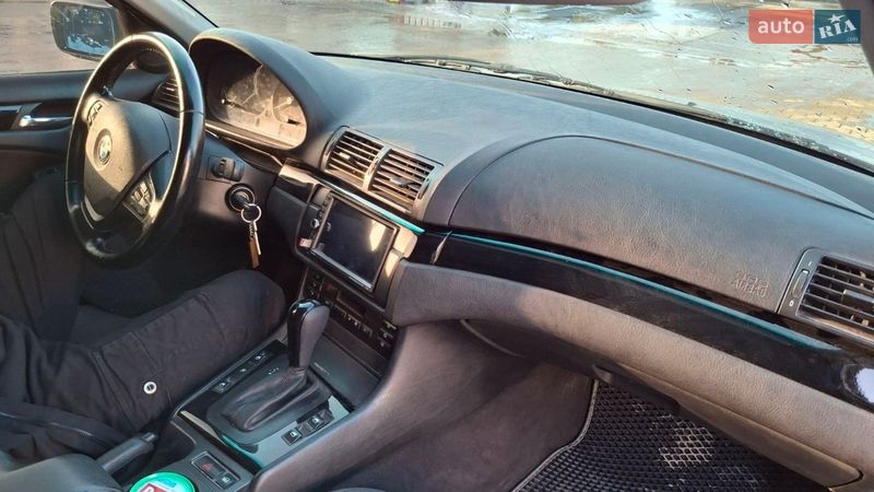 Универсал BMW 3 Series 2002 в Городке