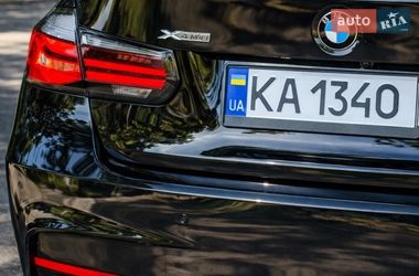 Седан BMW 3 Series 2015 в Киеве
