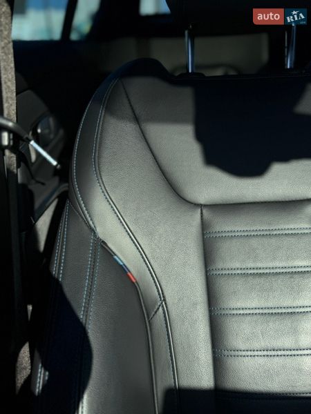 Седан BMW 3 Series 2020 в Киеве