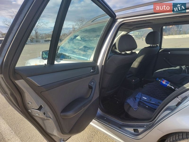 Универсал BMW 3 Series 2005 в Киеве