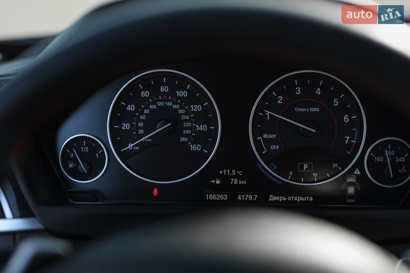 Седан BMW 3 Series 2016 в Львове