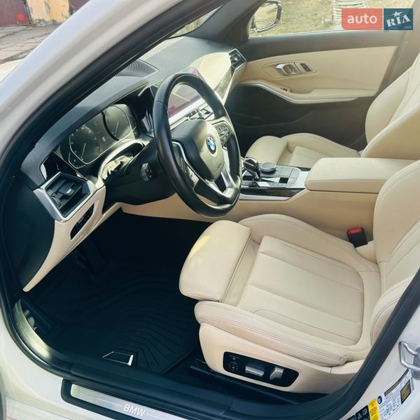 Седан BMW 3 Series 2020 в Бориславе