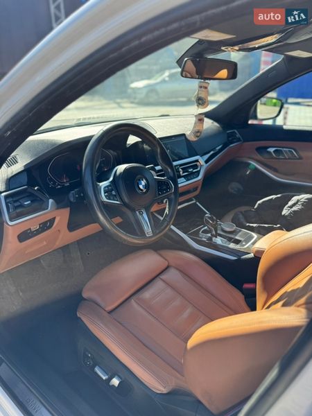 Седан BMW 3 Series 2019 в Ивано-Франковске