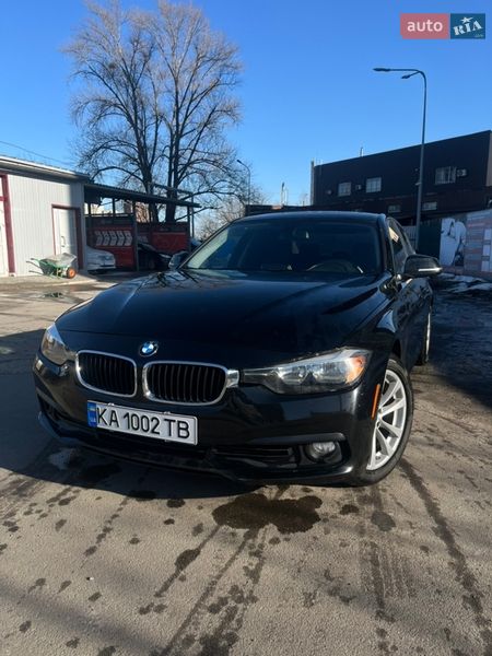 Седан BMW 3 Series 2016 в Киеве