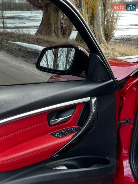 Седан BMW 3 Series 2016 в Барышевке