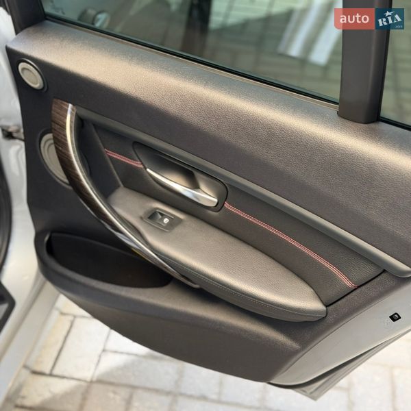 Седан BMW 3 Series 2014 в Киеве