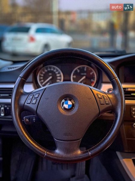 Универсал BMW 3 Series 2011 в Киеве