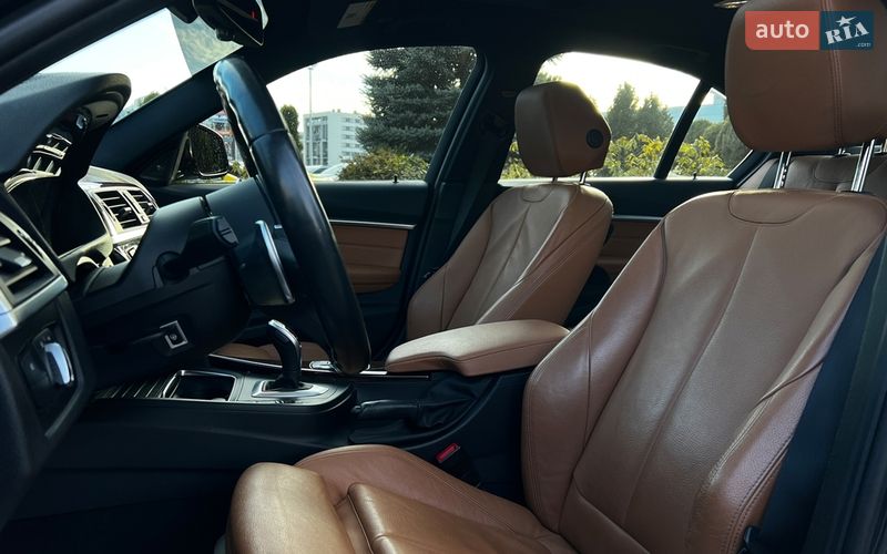 Седан BMW 3 Series 2018 в Львове