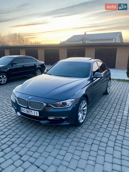 Седан BMW 3 Series 2012 в Мукачево