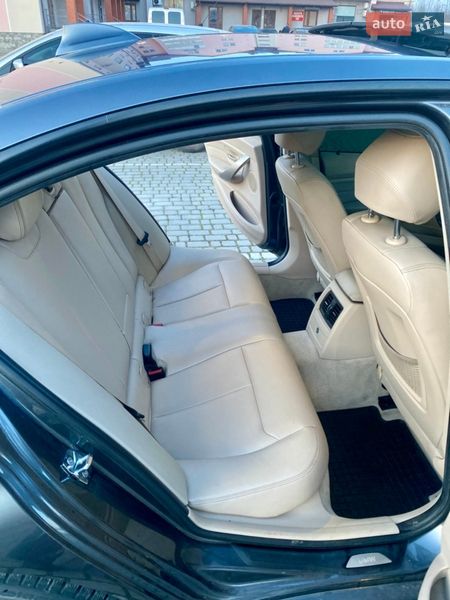Седан BMW 3 Series 2012 в Мукачево