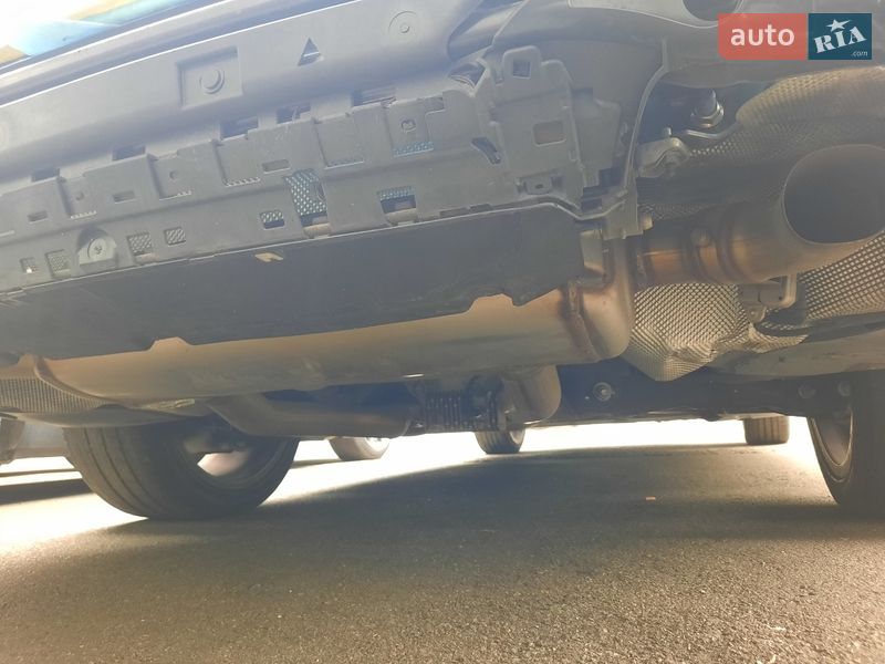 Седан BMW 3 Series 2021 в Києві