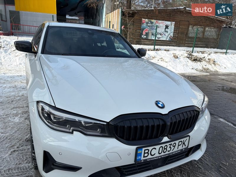 Седан BMW 3 Series 2020 в Львове