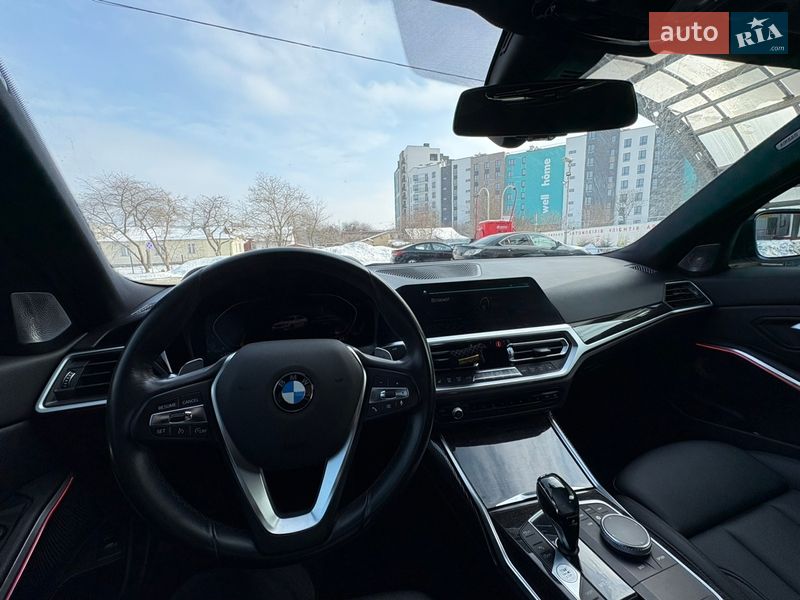 Седан BMW 3 Series 2020 в Львове