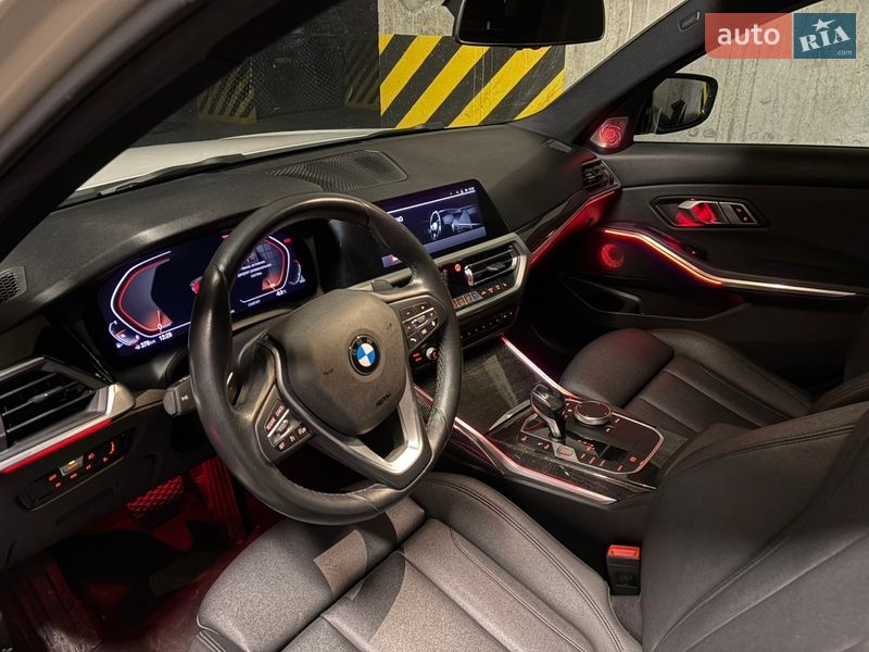 Седан BMW 3 Series 2020 в Львове