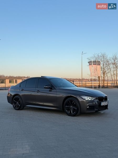 Седан BMW 3 Series 2013 в Черновцах