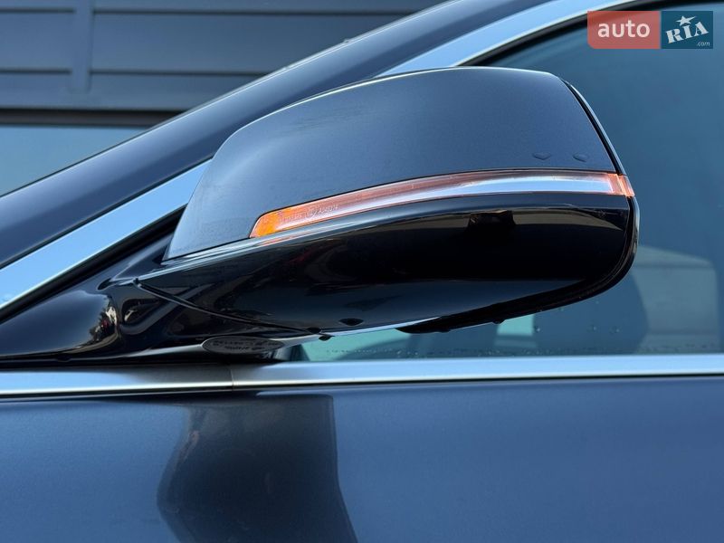 Седан BMW 3 Series 2017 в Ровно