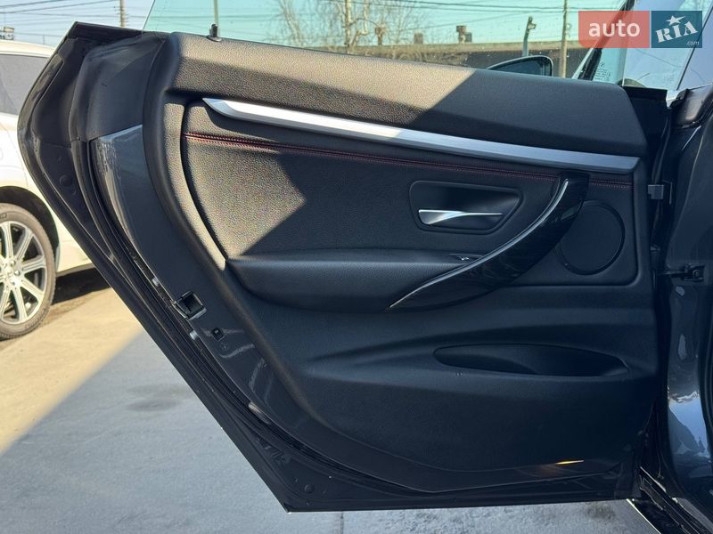 Седан BMW 3 Series 2017 в Ровно