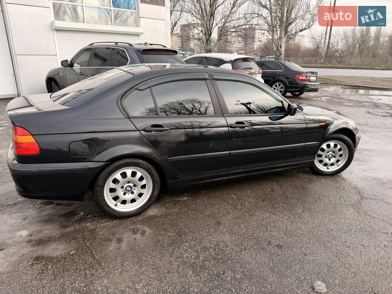 Седан BMW 3 Series 2002 в Днепре