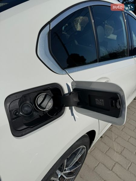 Седан BMW 3 Series 2020 в Белой Церкви