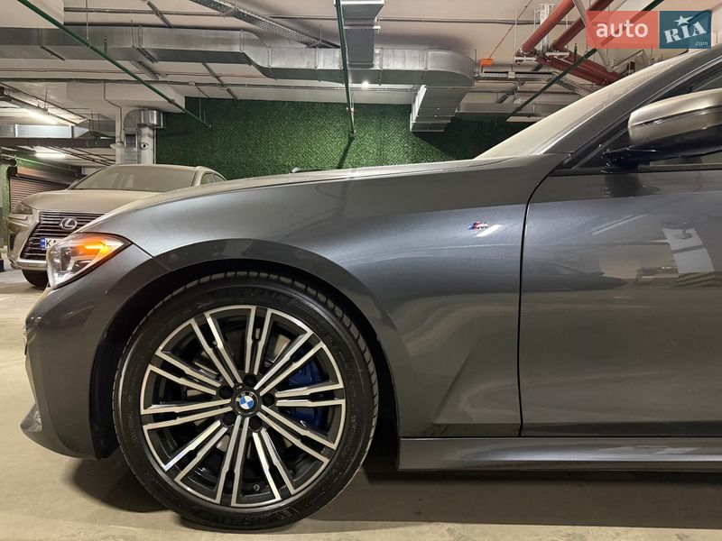 Седан BMW 3 Series 2019 в Киеве