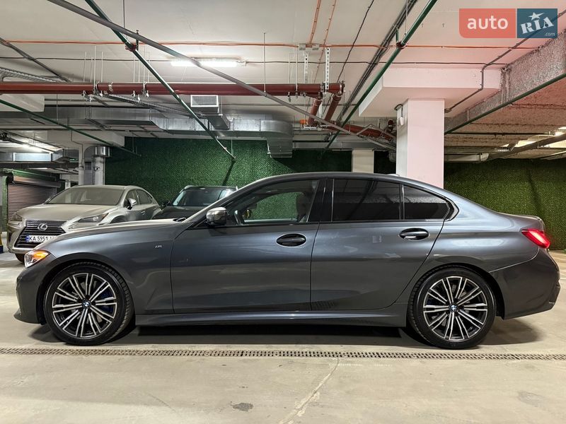 Седан BMW 3 Series 2019 в Киеве