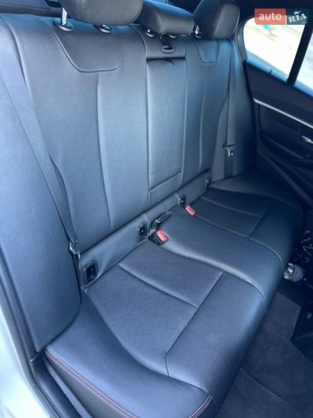 Седан BMW 3 Series 2015 в Ровно фото 33 Седан BMW 3 Series 2015 в Ровно