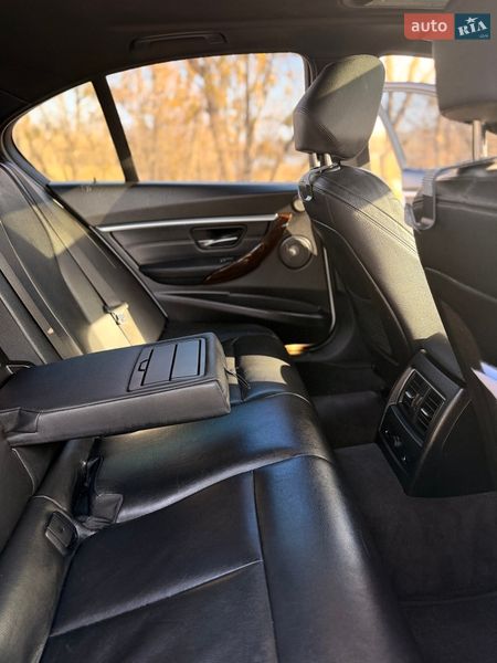 Седан BMW 3 Series 2017 в Ірпені