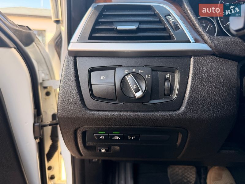 Седан BMW 3 Series 2017 в Ірпені