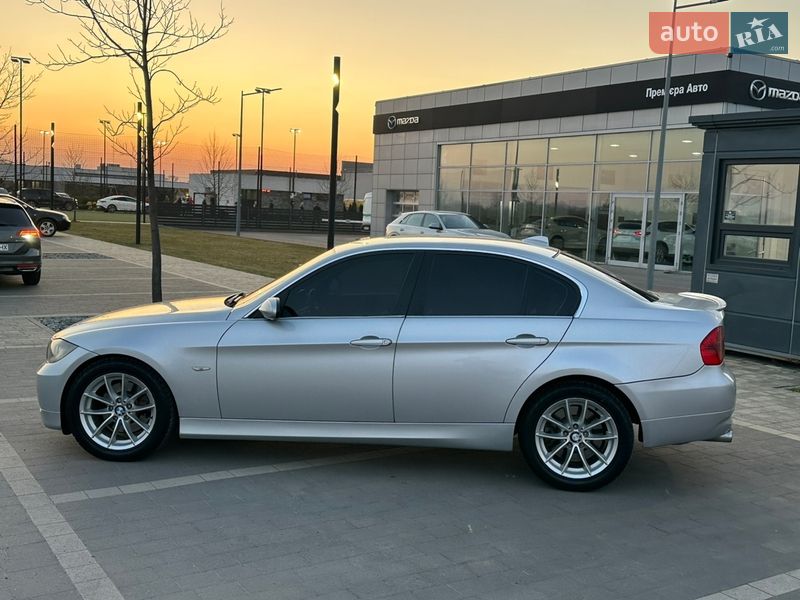 Седан BMW 3 Series 2006 в Мукачево