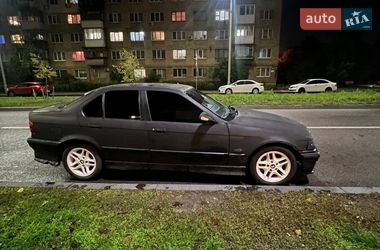 Седан BMW 3 Series 1996 в Києві