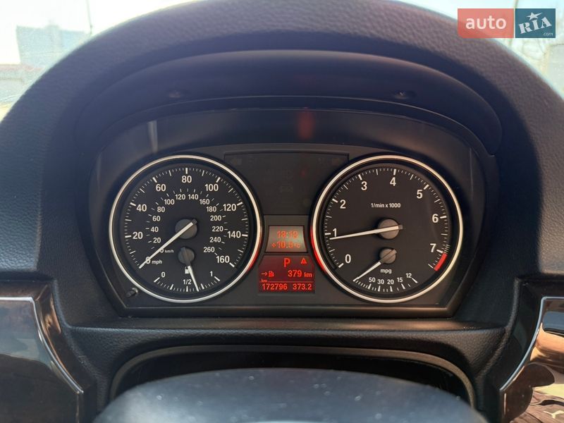 Седан BMW 3 Series 2011 в Киеве