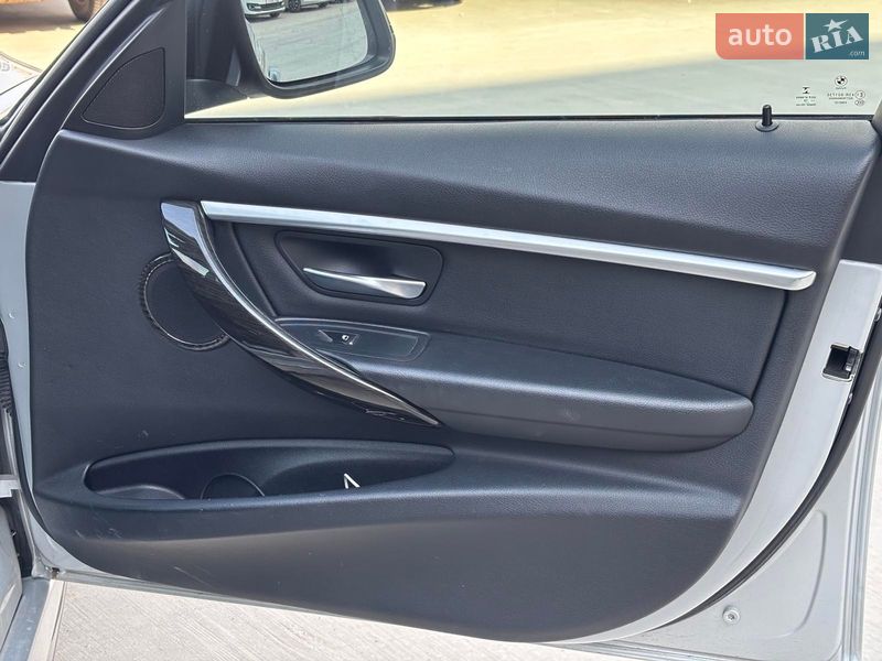Седан BMW 3 Series 2016 в Львове фото 38 Седан BMW 3 Series 2016 в Львове