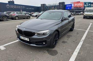 Седан BMW 3 Series 2017 в Киеве