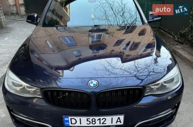 Седан BMW 3 Series 2015 в Львові