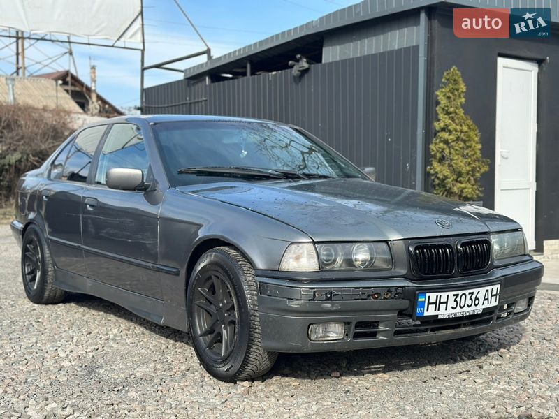 Седан BMW 3 Series 1996 в Одессе