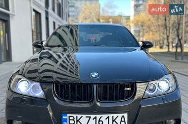 Седан BMW 3 Series 2006 в Ровно