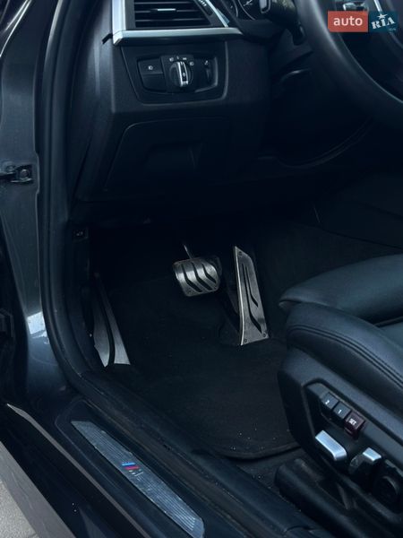 Седан BMW 3 Series 2017 в Киеве