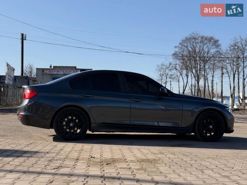 Седан BMW 3 Series 2013 в Сумах
