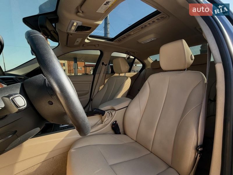 Седан BMW 3 Series 2013 в Сумах