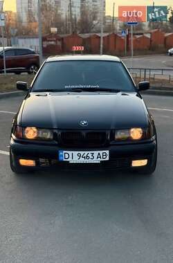 Седан BMW 3 Series 1996 в Киеве