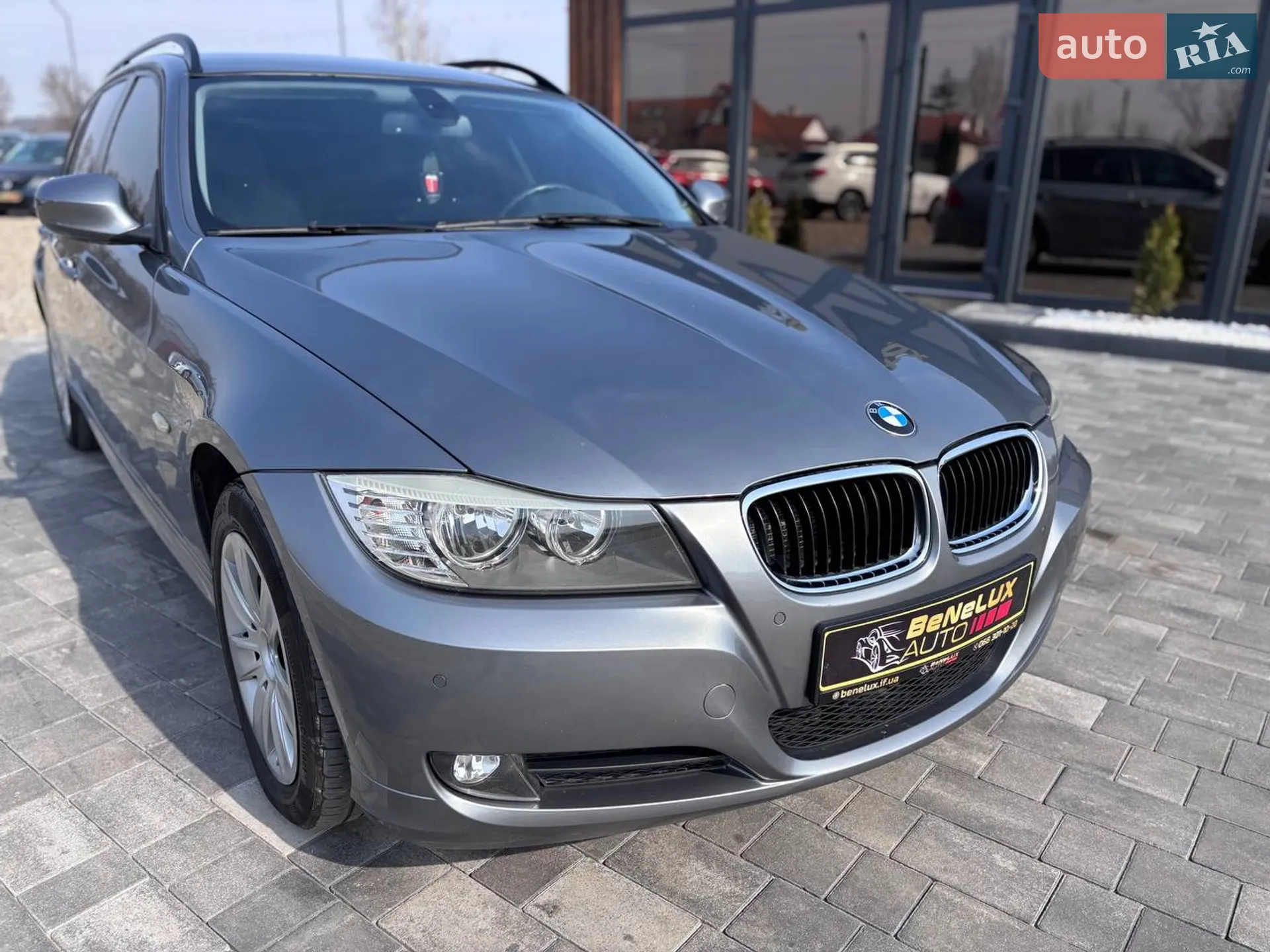 2010 BMW 3er - мініатюра 10